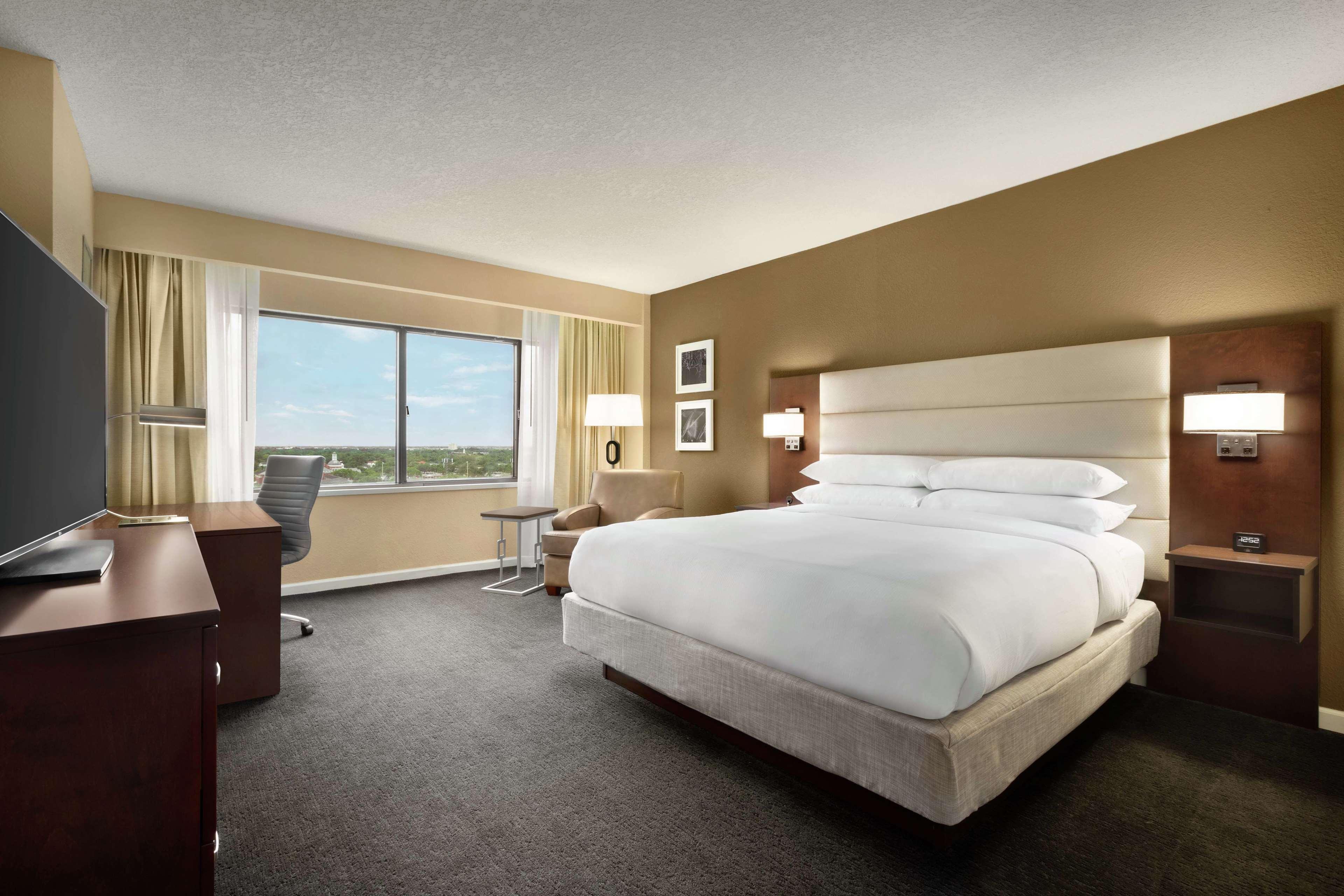 Отель Doubletree By Hilton Orlando Downtown Экстерьер фото