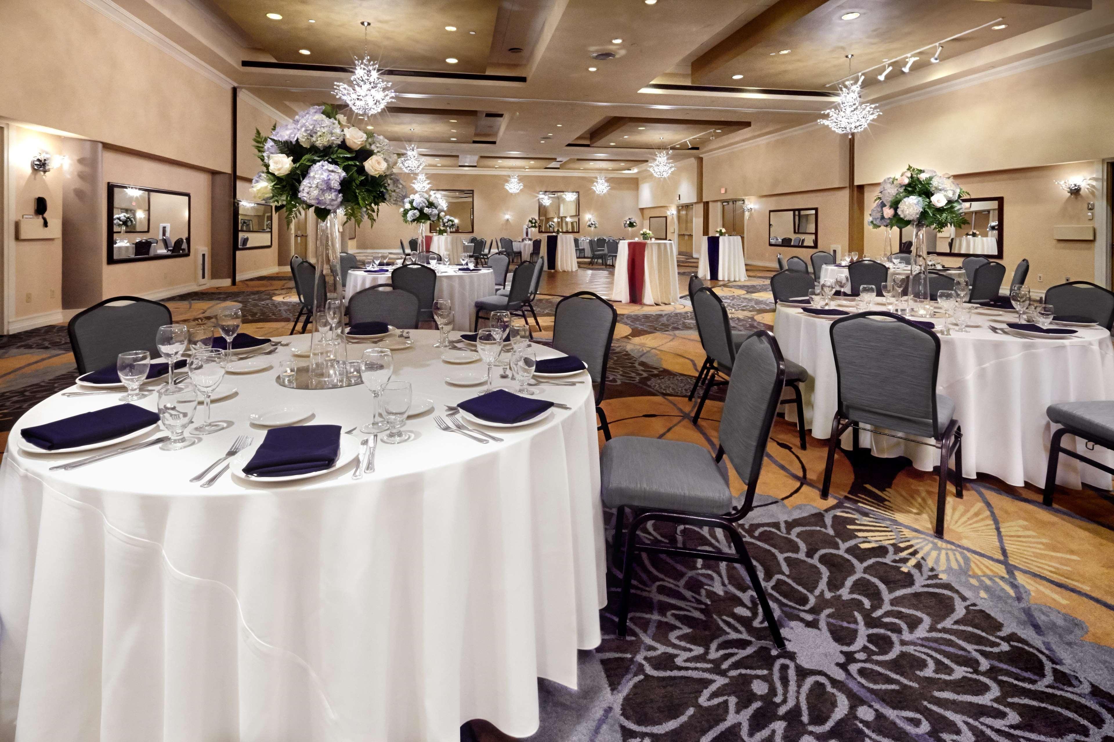 Отель Doubletree By Hilton Orlando Downtown Экстерьер фото