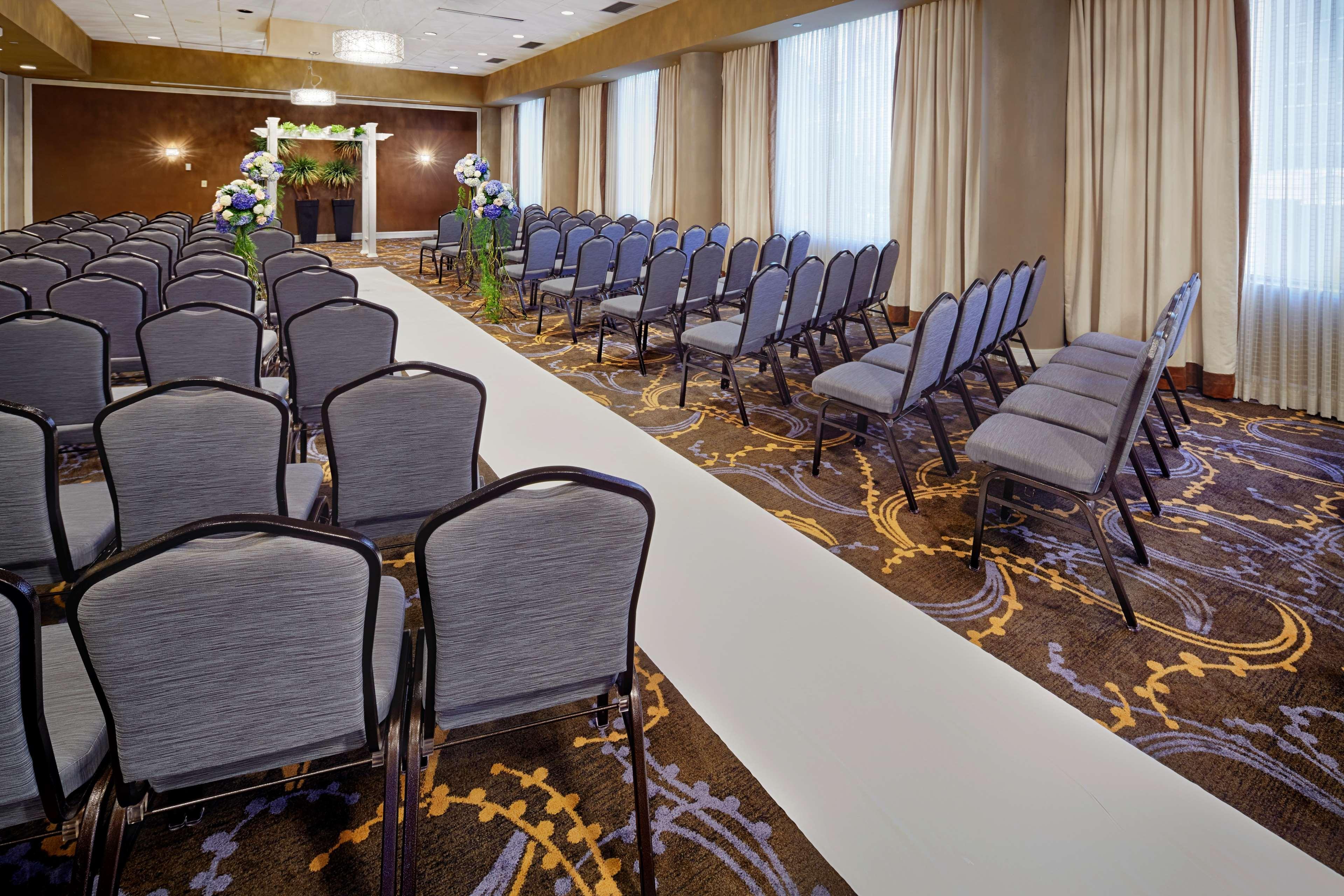 Отель Doubletree By Hilton Orlando Downtown Экстерьер фото